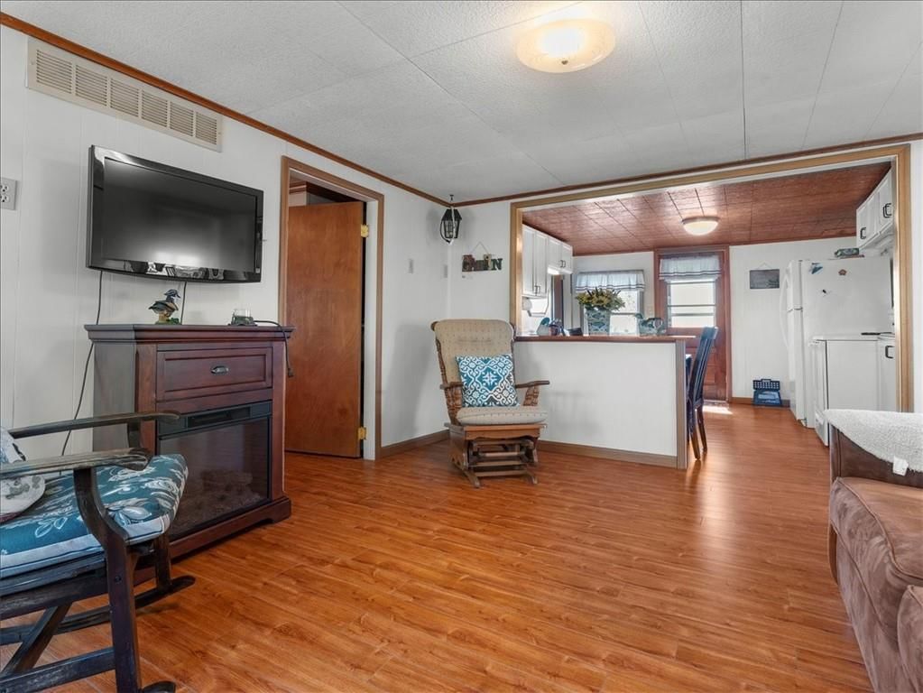 256 Ramsey Drive — photo 2