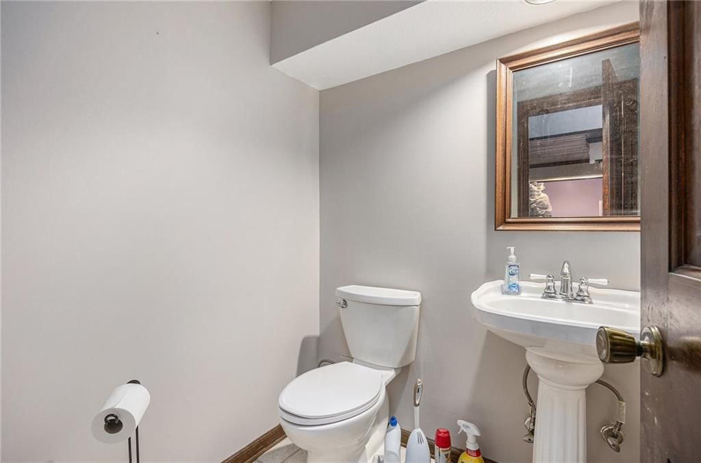 16213 W 145 Terrace — photo 32