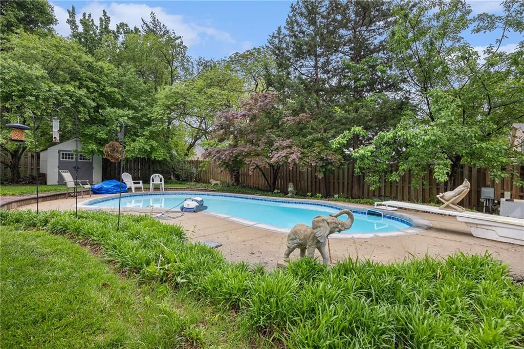 16213 W 145 Terrace — photo 34