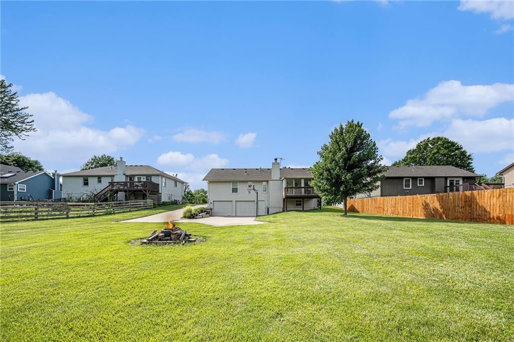 811 S Park Drive — photo 30