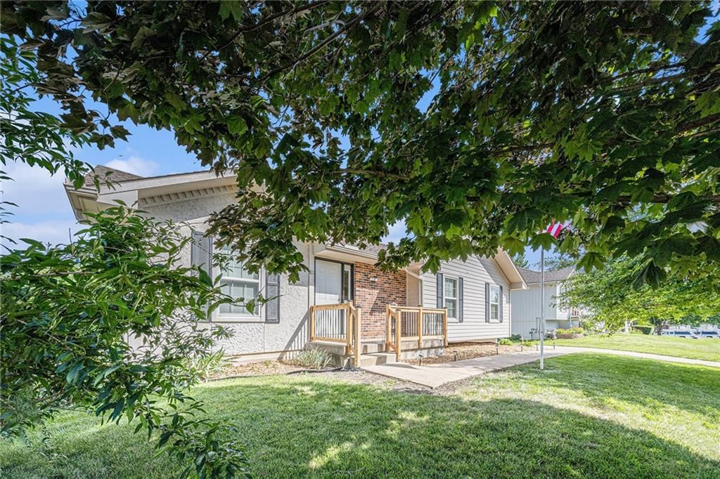 811 S Park Drive — photo 4
