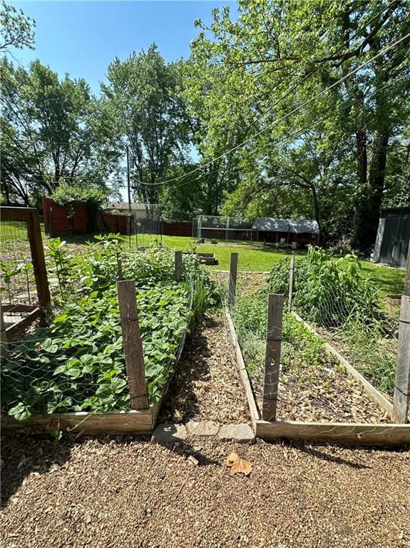 2401 NE 59TH Terrace — photo 30