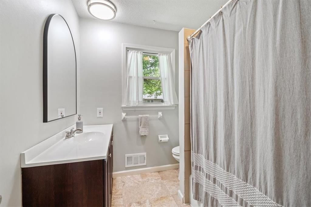 14012 W 94th Street — photo 11