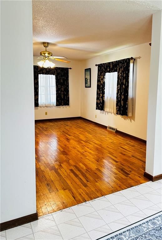 1804 Garland Street — photo 16