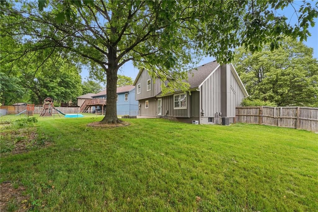15642 W 146th Terrace — photo 38