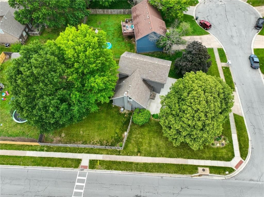 15642 W 146th Terrace — photo 41