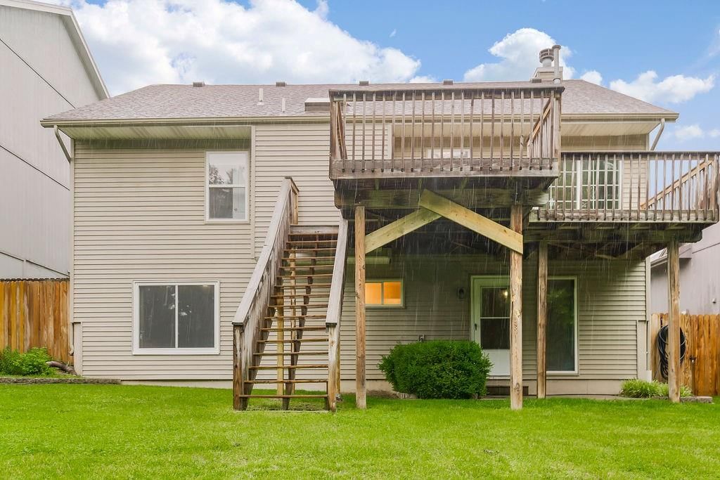 6130 N Coventry Avenue — photo 28