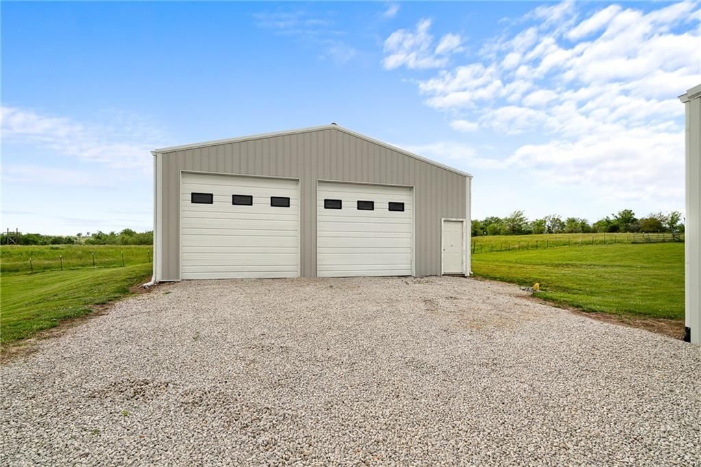 9159 S Johnson Drive — photo 30