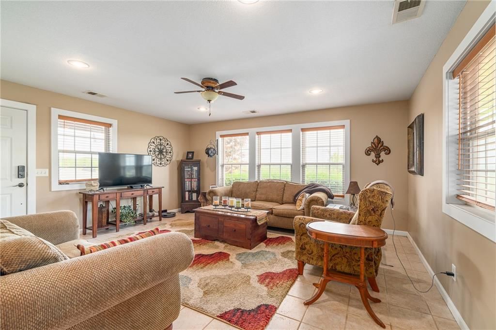 9159 S Johnson Drive — photo 7