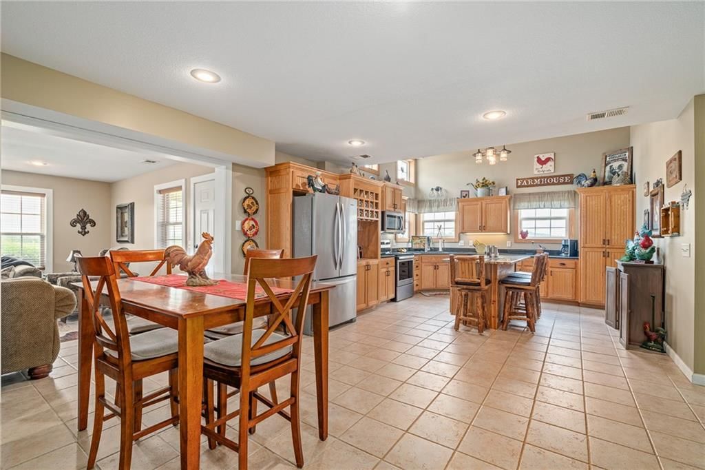 9159 S Johnson Drive — photo 8
