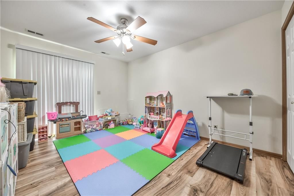 4606 Hunters Glen Drive — photo 20