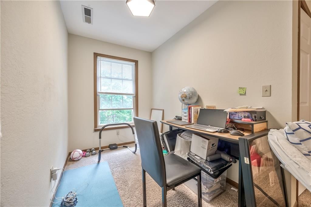4606 Hunters Glen Drive — photo 9