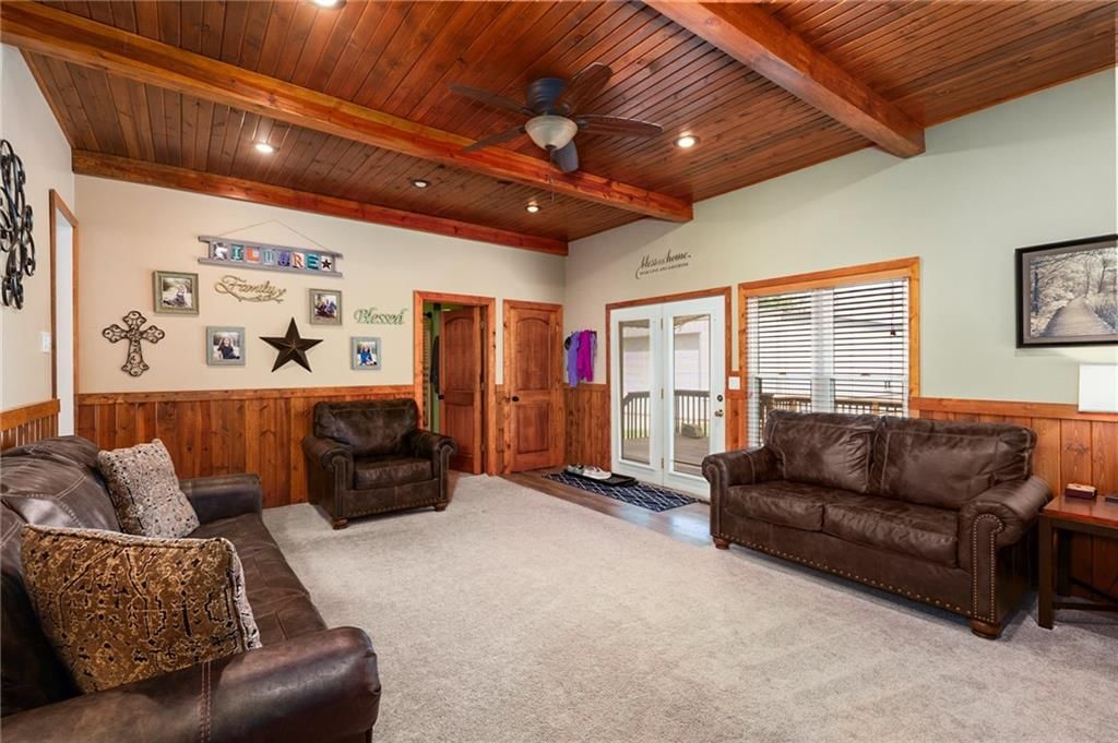 308 S Kansas Street — photo 13