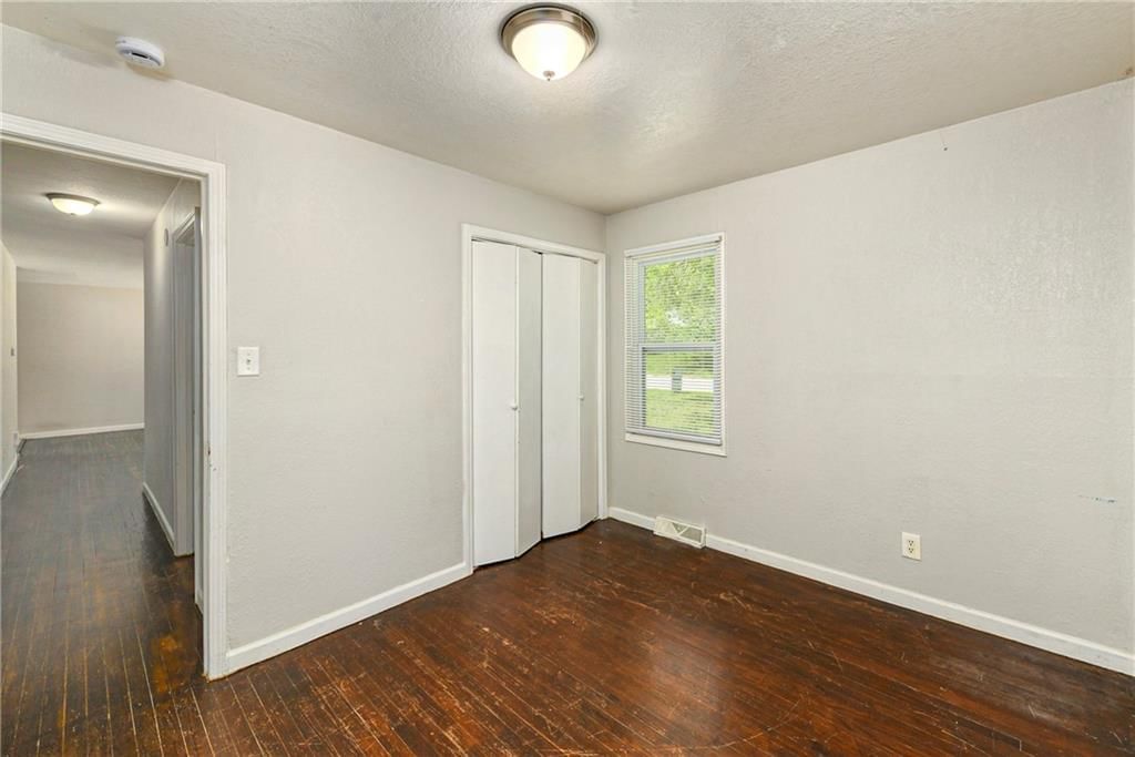 11211 Herrick Avenue — photo 14
