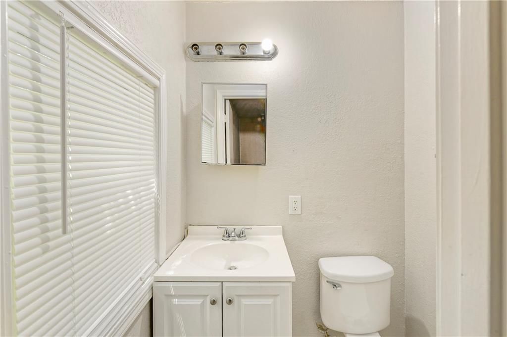 11211 Herrick Avenue — photo 19