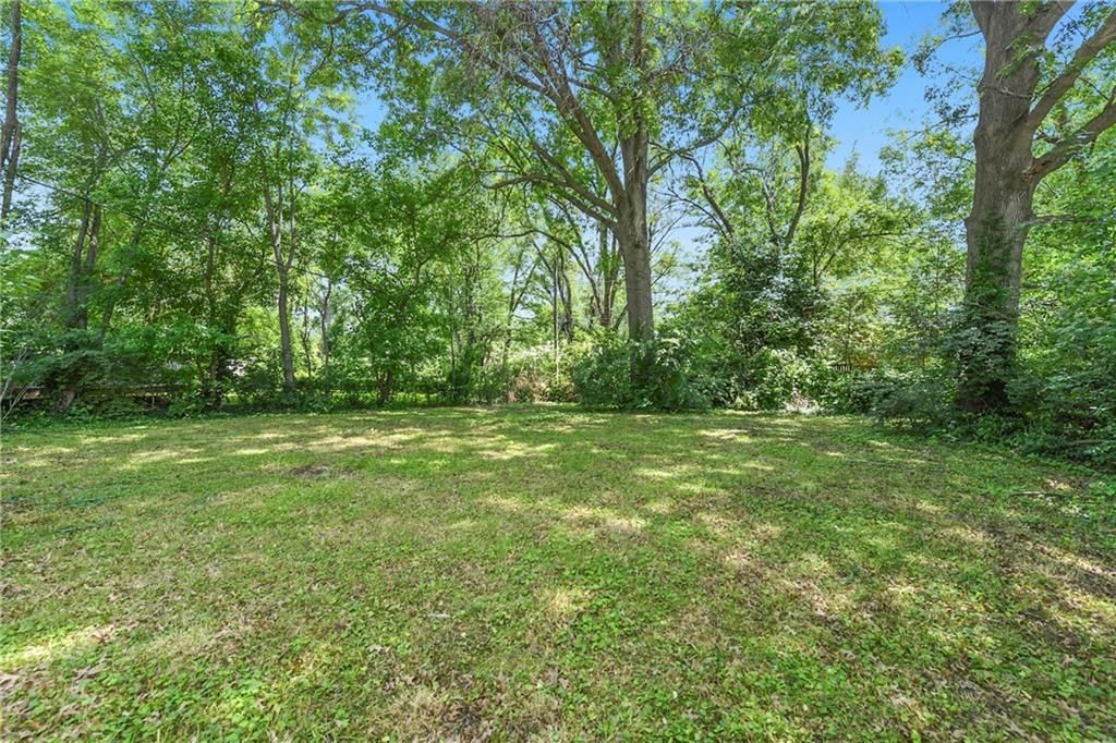 11211 Herrick Avenue — photo 25