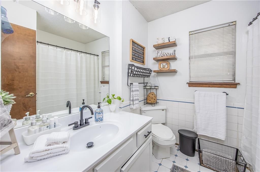 427 Catalpa Street — photo 18