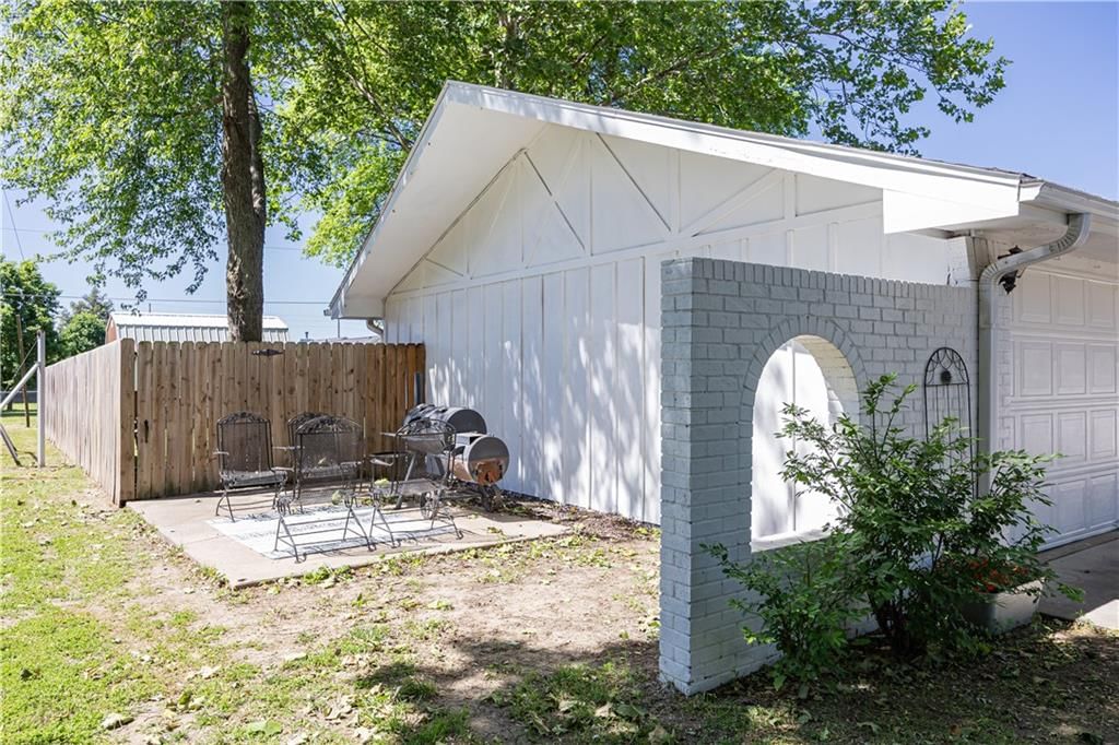 427 Catalpa Street — photo 24