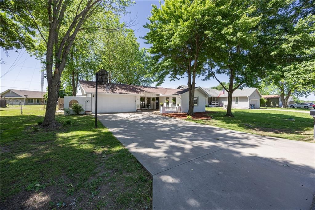 427 Catalpa Street — photo 25