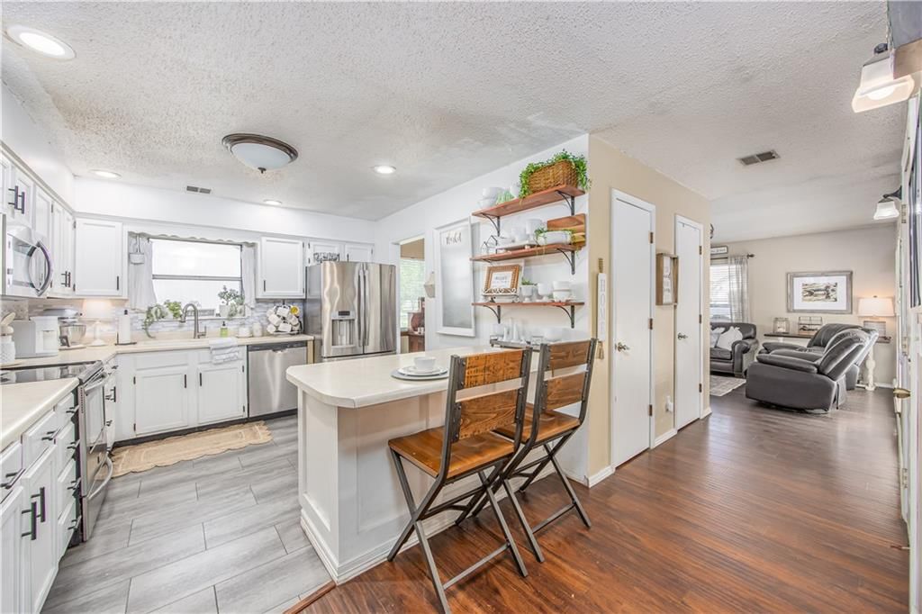 427 Catalpa Street — photo 5