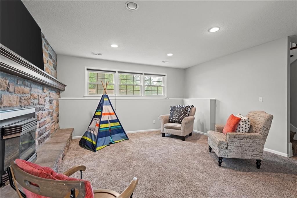 1010 W 27th Street — photo 26
