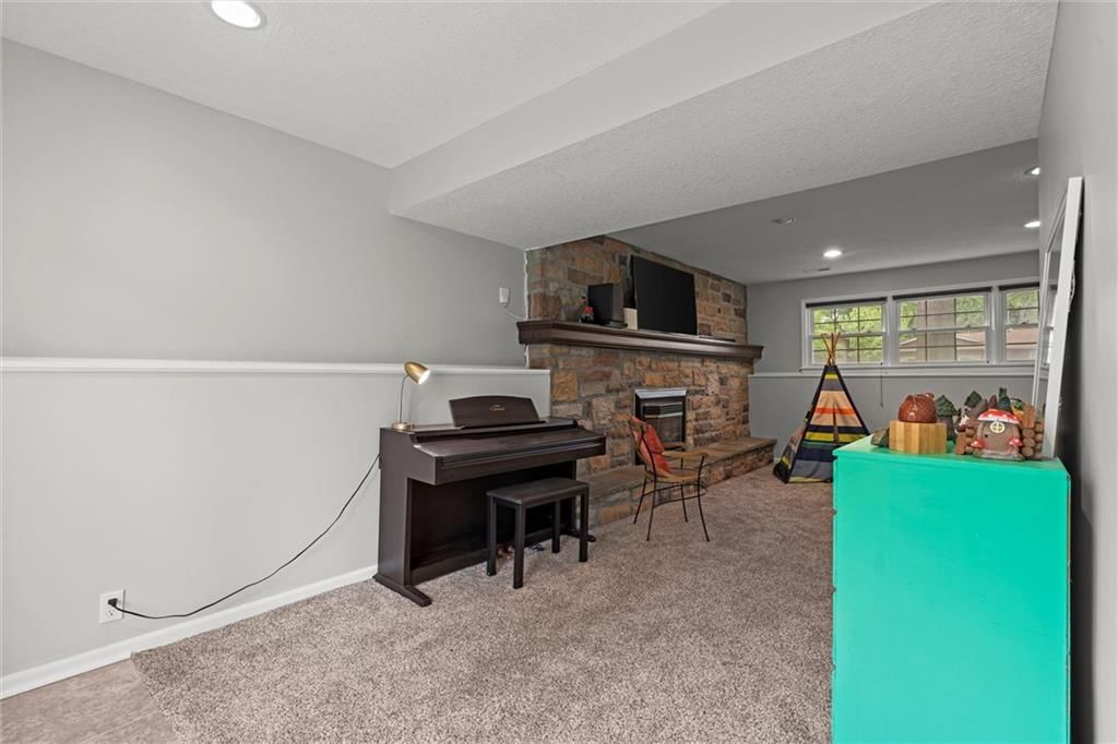 1010 W 27th Street — photo 27
