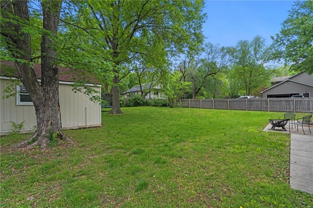 1010 W 27th Street — photo 39