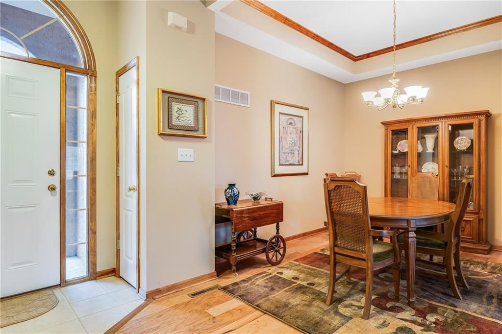 7211 N Spruce Avenue — photo 5