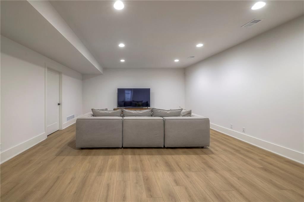 17220 Parkhill Street — photo 33
