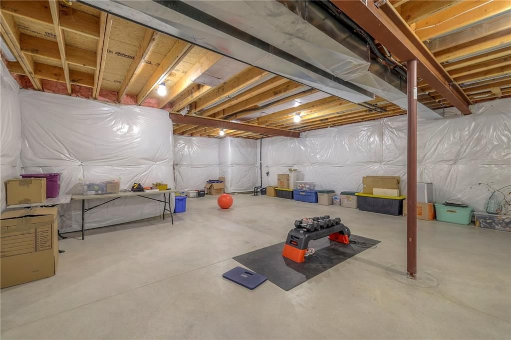 17220 Parkhill Street — photo 35
