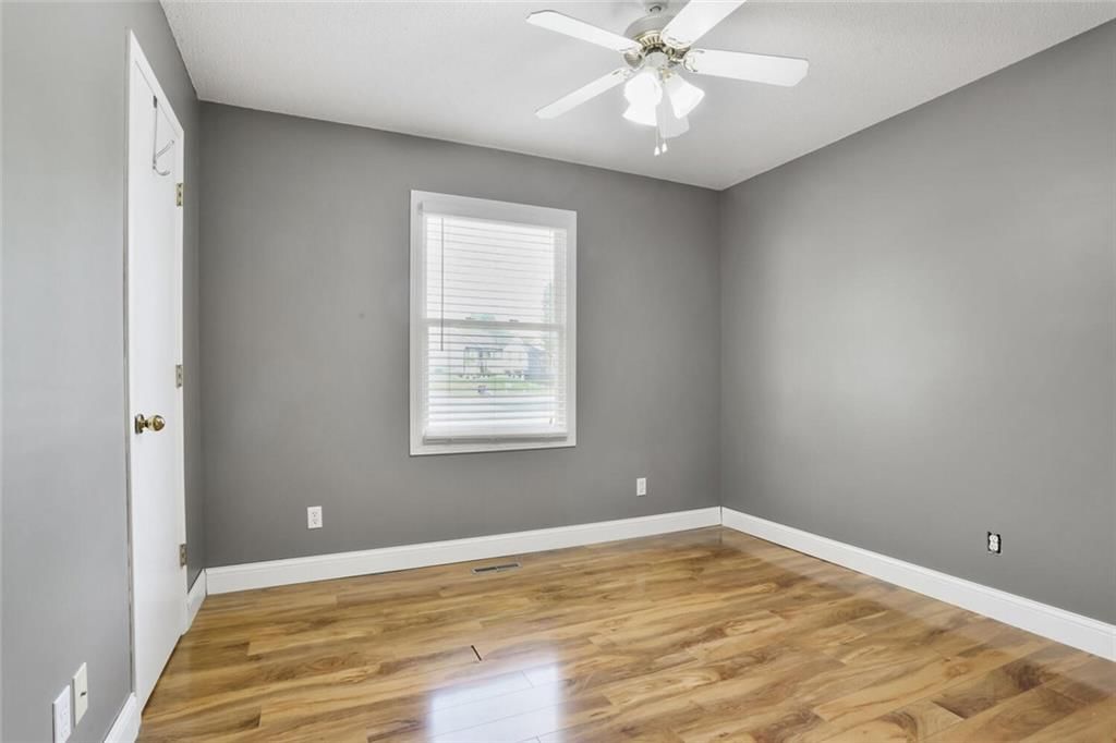 6476 NW Valley Drive — photo 15