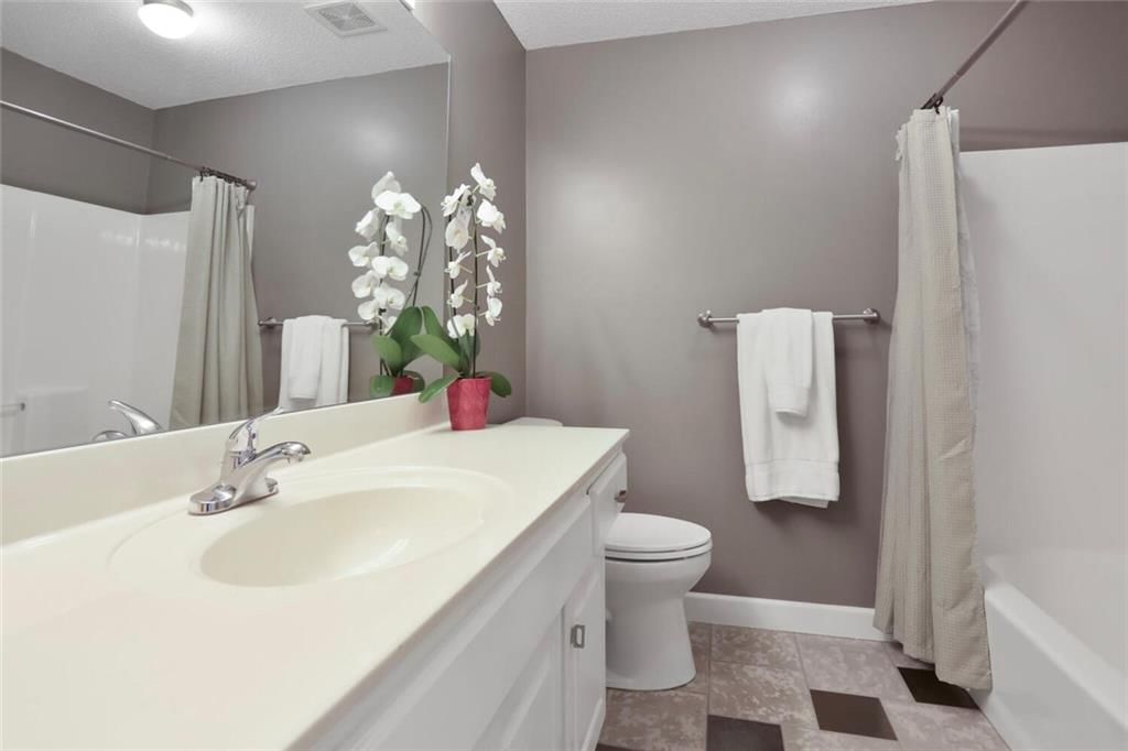 6476 NW Valley Drive — photo 9