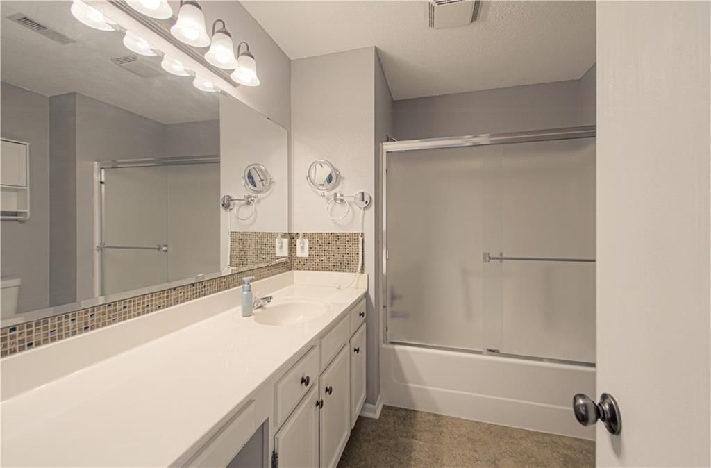 5762 NW Plantation Lane — photo 19