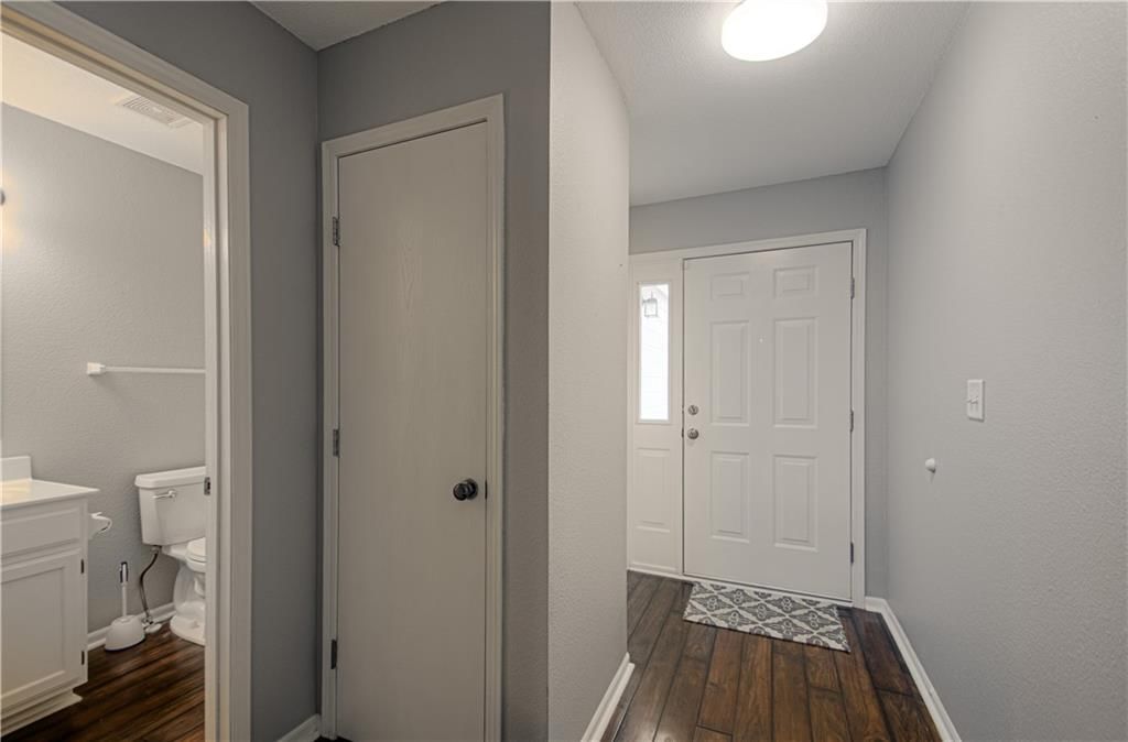 5762 NW Plantation Lane — photo 5