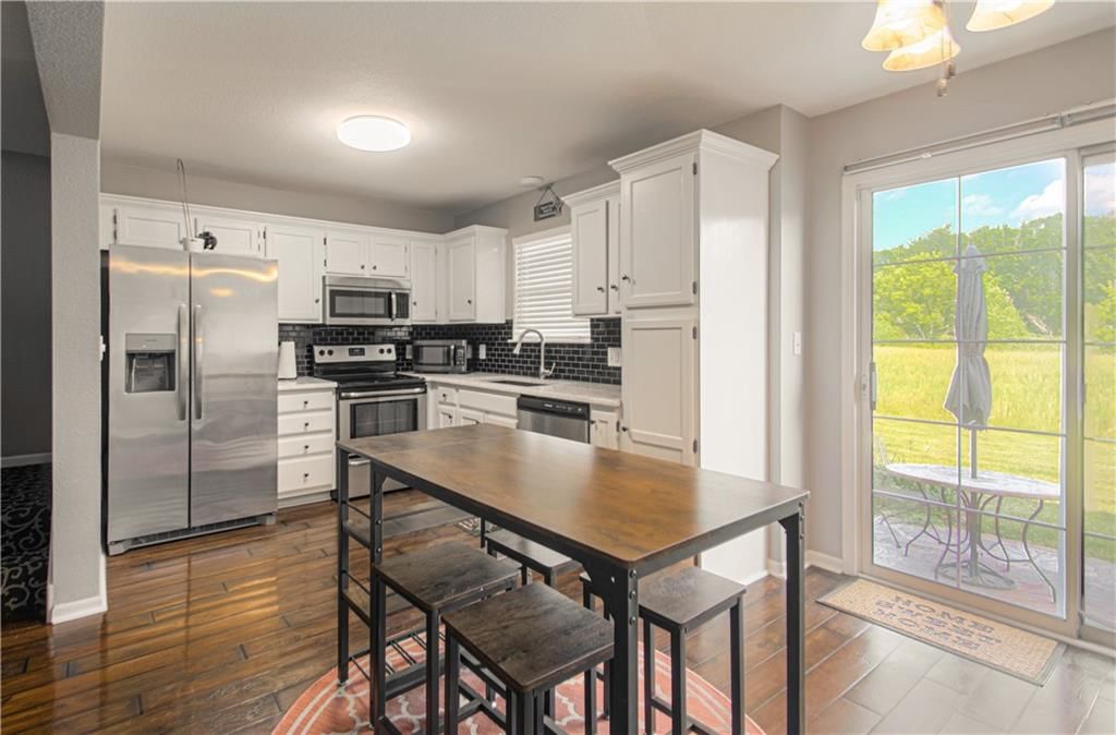 5762 NW Plantation Lane — photo 9