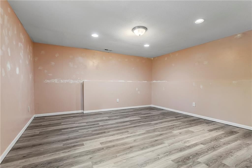 13330 Waverly Road — photo 48