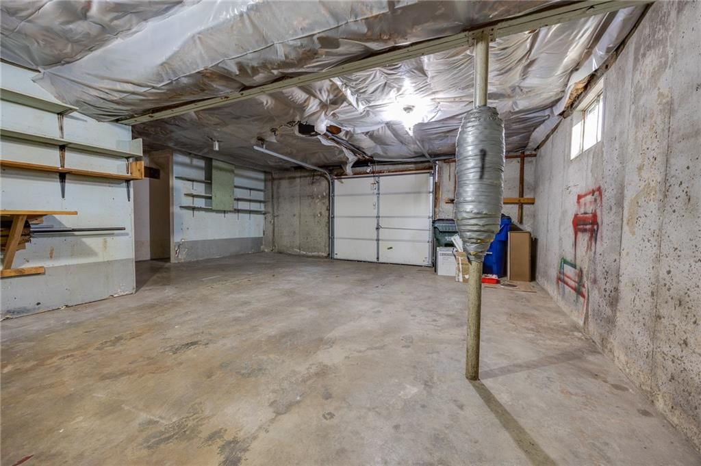 915 Lawrence Avenue — photo 34