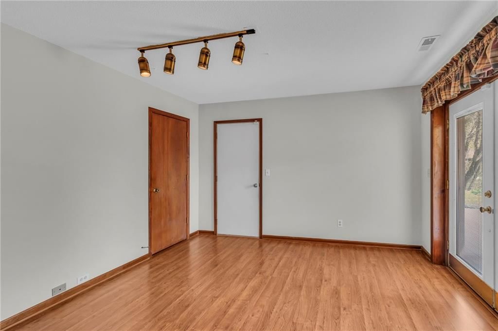 6286 T Highway — photo 17