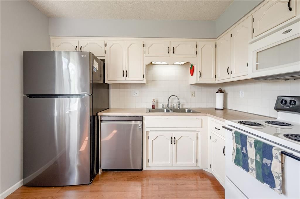 5309 NW 87th Street — photo 8
