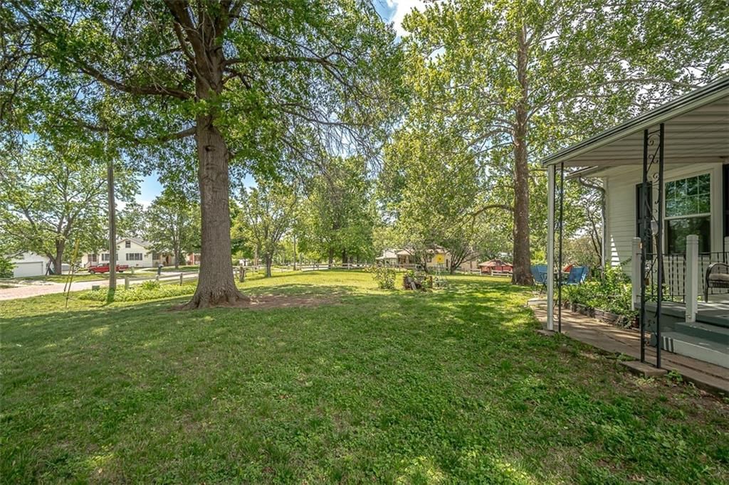 922 Frazier Street — photo 48