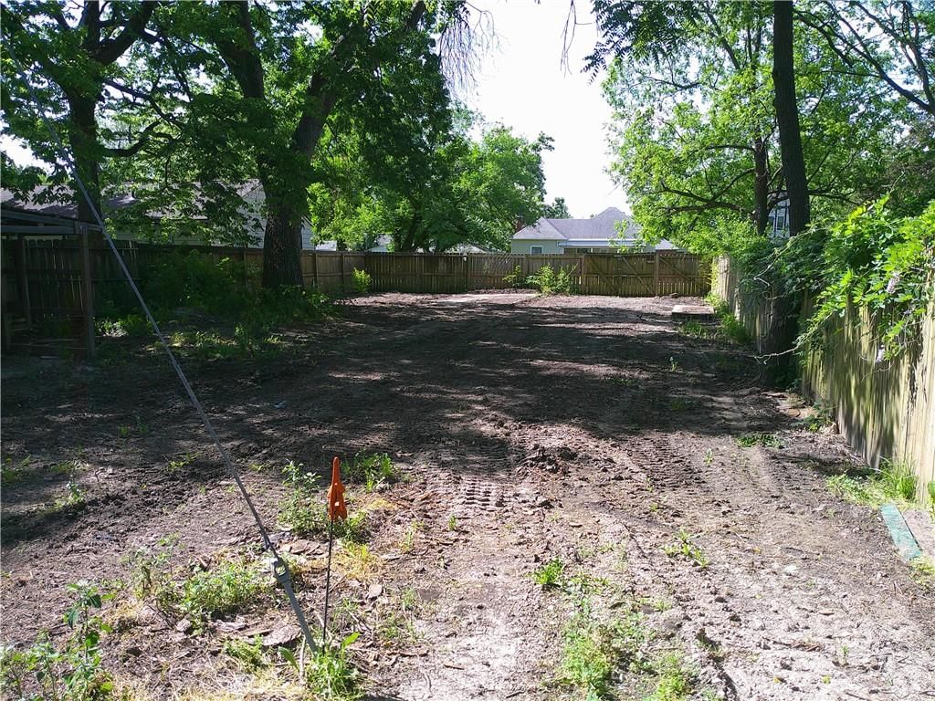 1107 Central Street — photo 12