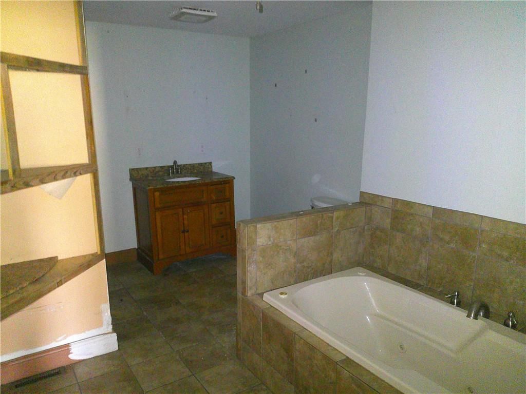 1107 Central Street — photo 25