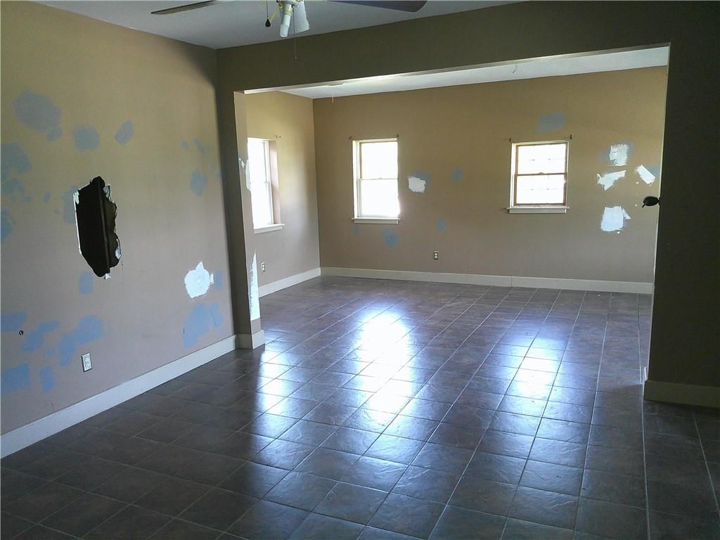 1107 Central Street — photo 36