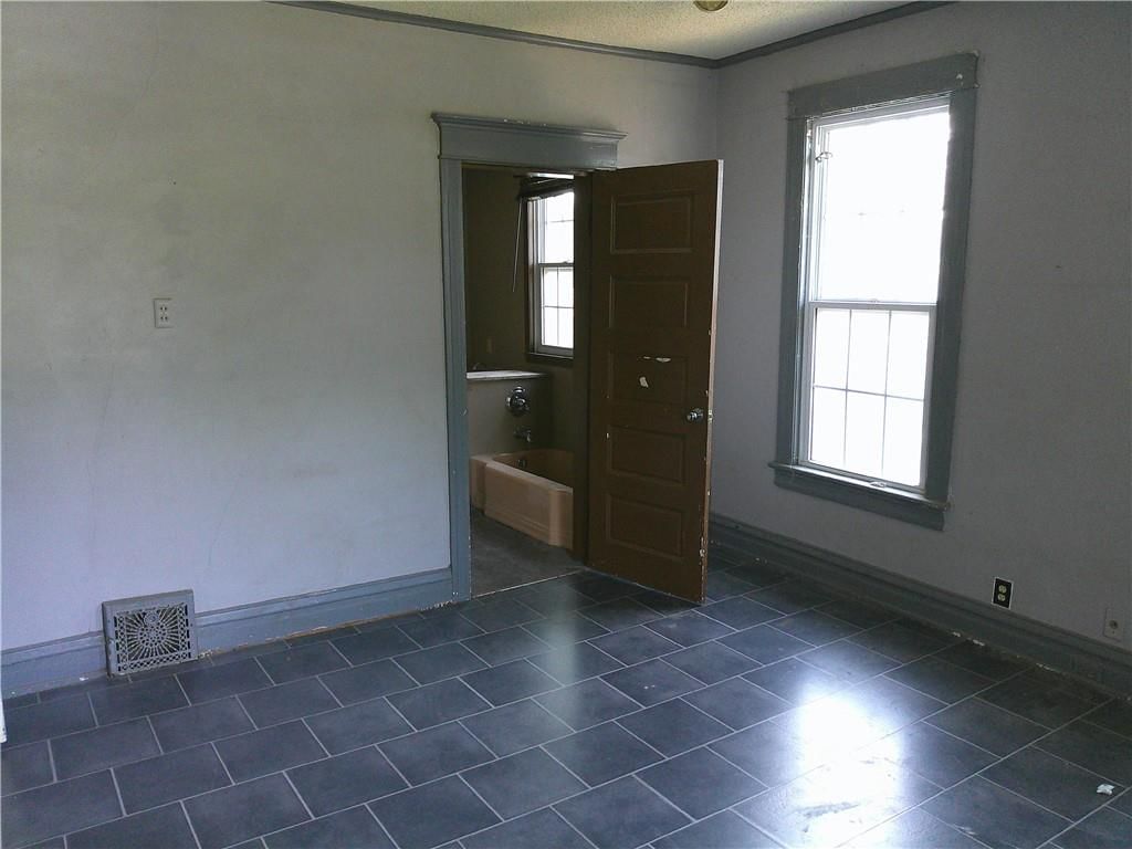 1107 Central Street — photo 39