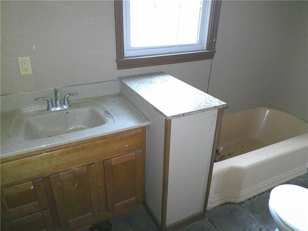 1107 Central Street — photo 41