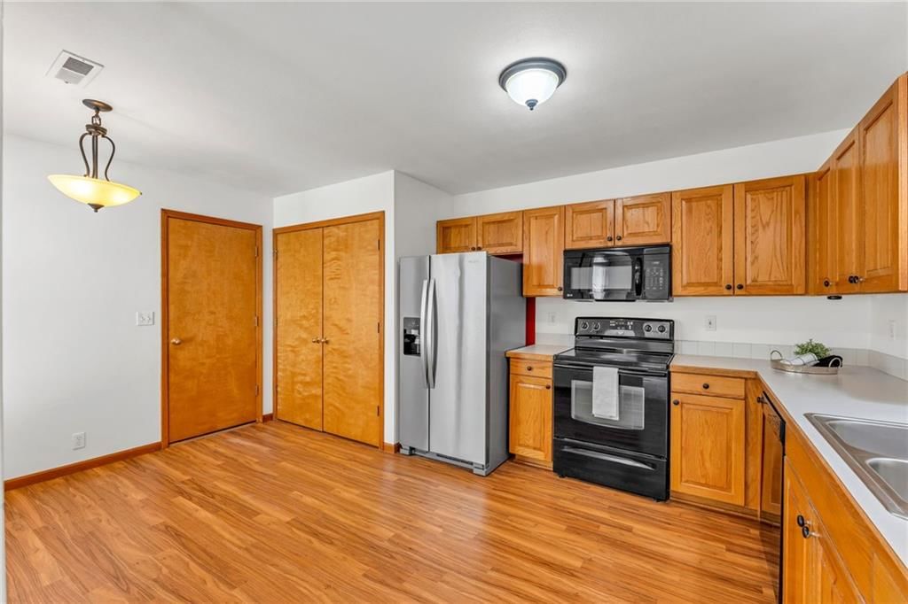 2516 Crestline Court — photo 14
