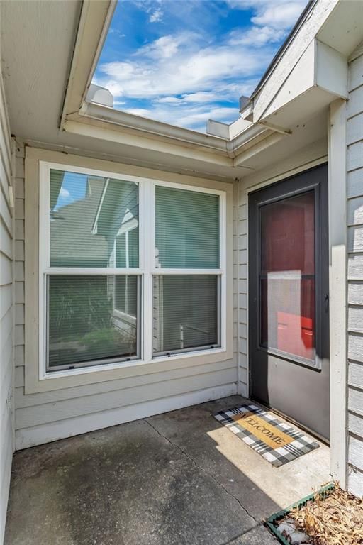 2516 Crestline Court — photo 3