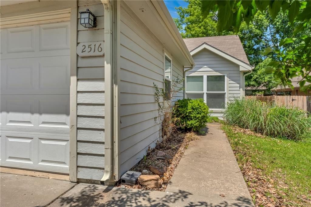2516 Crestline Court — photo 6