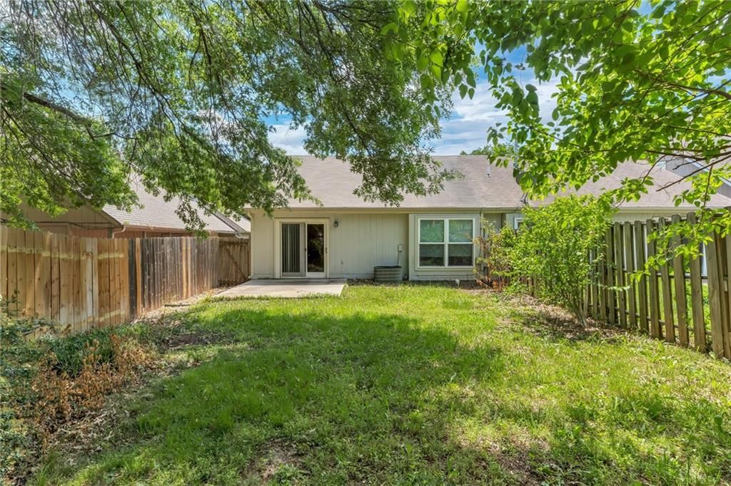 2516 Crestline Court — photo 8