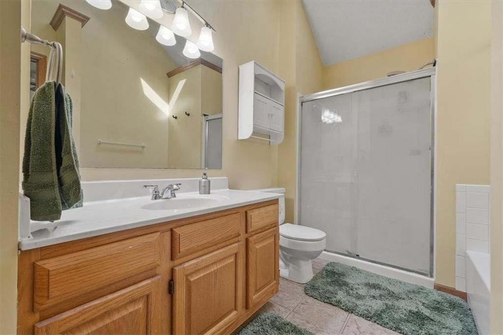 11246 Lakeview Drive — photo 11